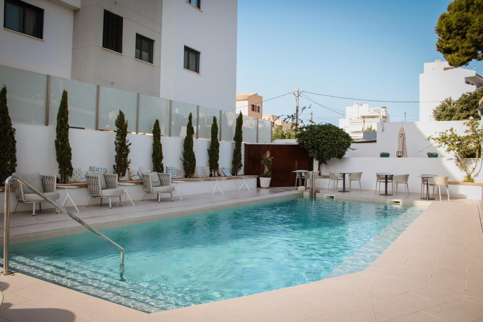 Flacalco Hotel & Apartments Cala Ratjada  Bagian luar foto