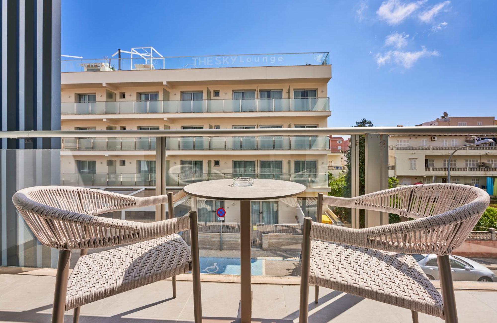 Flacalco Hotel & Apartments Cala Ratjada  Bagian luar foto